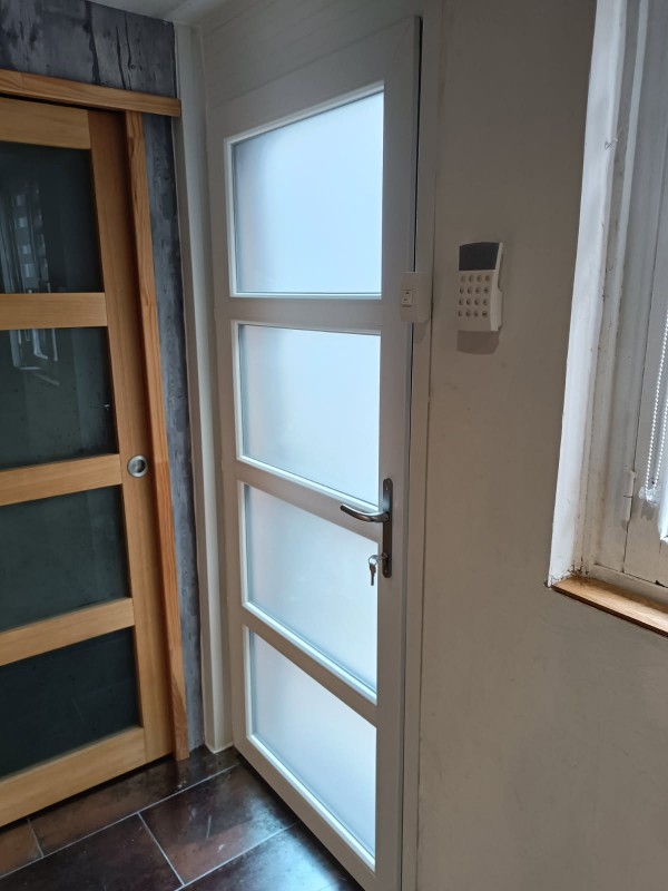 Porte d'entrée PVC blanche 3 vitrages